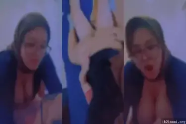 Bokep Jilbab Kacamata Tobrut Main Basah Kuyup